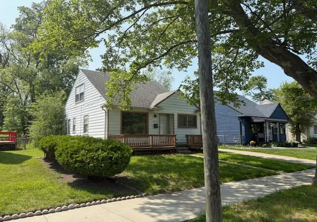 Photo 2 of Sale Pending at 19495 Grandview St, Detroit, MI 48219 | MLS# 70472549 | Listing updated on 2026-09-25