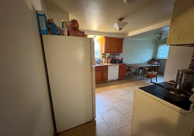 Photo 4 of Sale Pending at 19495 Grandview St, Detroit, MI 48219 | MLS# 70472549 | Listing updated on 2026-09-25