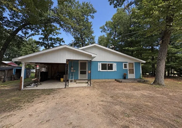 Photo 1 of Single family home for sale at 2779 Ivan St, Harrison, MI 48625 | MLS# 50218834 | Listing updated on 2026-10-10