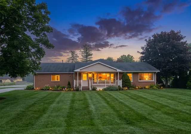 Photo 2 of Single family home for sale at 50290 Mile End Dr, Shelby Township, MI 48317 | MLS# 70555378 | Listing updated on 2026-09-09