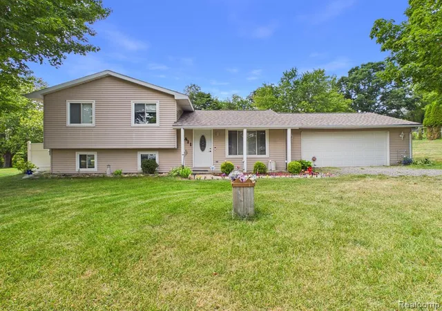 Photo 1 of Single family home for sale at 4411 Huckleberry Cir, Columbiaville, MI 48421 9703 | MLS# 61025896 | Listing updated on 2026-08-31