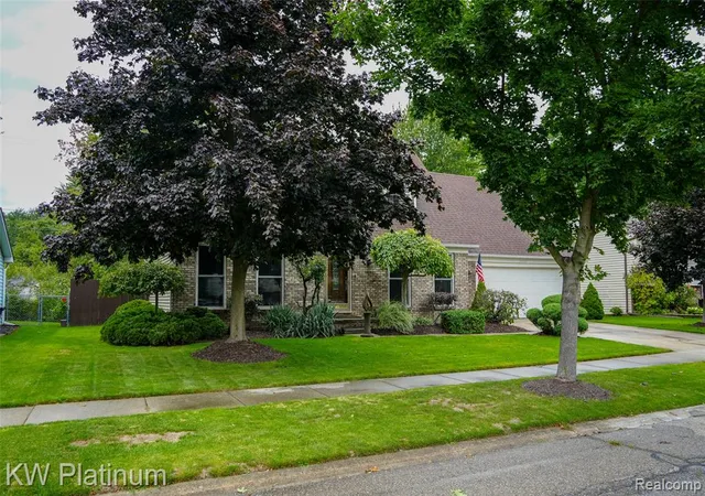 Photo 2 of Sale Pending at 70155 Canterbury Dr, Richmond, MI 48062 | MLS# 61035042 | Listing updated on 2026-10-13