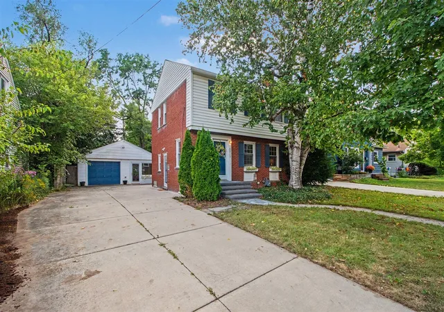Photo 1 of Single family home for sale at 2011 Miller Ave, Ann Arbor, MI 48103 | MLS# 70555415 | Listing updated on 2026-09-11
