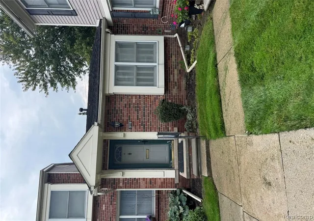 Photo 1 of Condo for sale at 10110 Great Oaks Cir #178, Clinton Township, MI 48036 | MLS# 61036378 | Listing updated on 2026-10-10