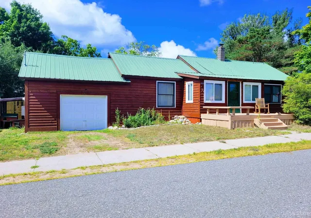Photo 1 of Single family home for sale at 404 Schenk St, Big Bay, MI 49808 | MLS# 50220007 | Listing updated on 2026-10-08