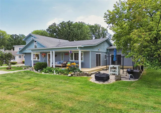 Photo 2 of Single family home for sale at 2231 N Channel Dr, Harsens Island, MI 48028 | MLS# 61025673 | Listing updated on 2026-09-16