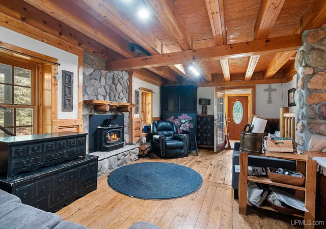 Photo 3 of Single family home for sale at 5132 Stricker Ln, Florence, WI 54121 | MLS# 50221138 | Listing updated on 2026-09-09