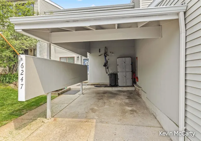 Photo 3 of Sale Pending at 6247 Acropolis Dr #29, Grand Rapids, MI 49546 | MLS# 70555878 | Listing updated on 2026-09-08