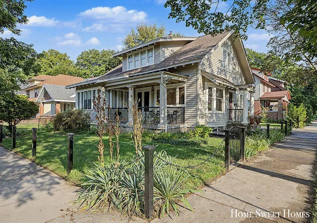 Photo 1 of Single family home for sale at 1259 Sherman St, Grand Rapids, MI 49506 | MLS# 70557526 | Listing updated on 2026-09-10