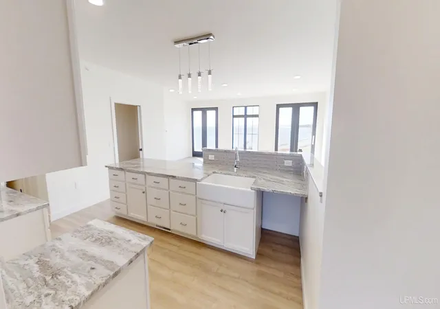 Photo 3 of Condo for sale at 2401 N Lakeshore Blvd, Marquette, MI 49855 | MLS# 50145769 | Listing updated on 2026-09-04