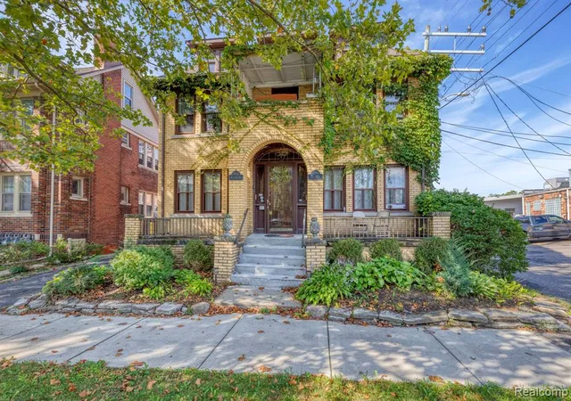 Photo 1 of Multi family home for sale at 999 Nottingham Rd, Grosse Pointe Park, MI 48230 | MLS# 61030008 | Listing updated on 2026-09-16