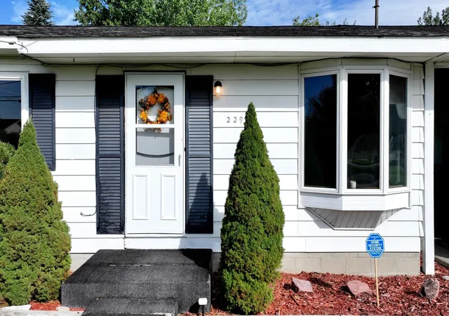 Photo 2 of Sale Pending at 2293 Michigan Ave Rd, Bay City, MI 48708 | MLS# 50222295 | Listing updated on 2026-10-02