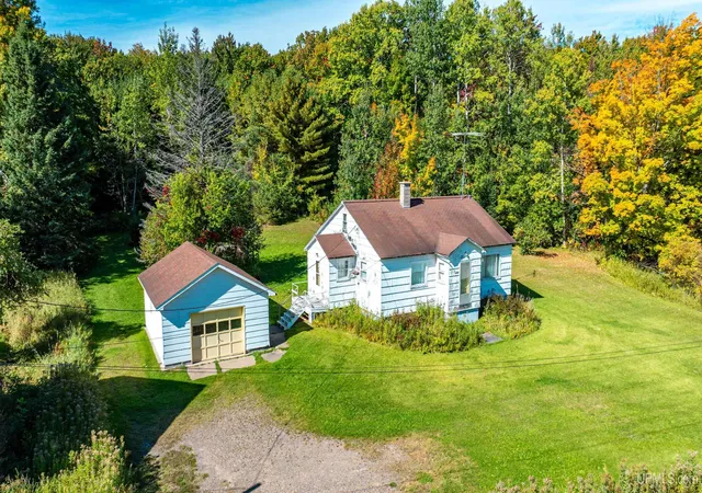 Photo 2 of Single family home for sale at 42767 Wilson Memorial Dr, Chassell, MI 49916 | MLS# 50224763 | Listing updated on 2026-10-17