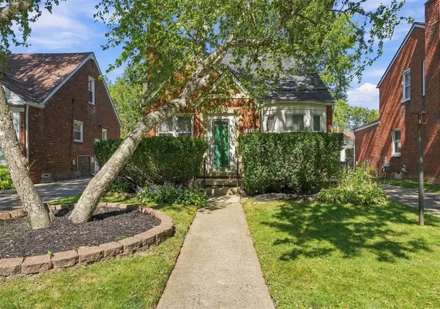 Photo 1 of Single family home for sale at 21191 Lochmoor St, Harper Woods, MI 48225 | MLS# 70559210 | Listing updated on 2026-10-19