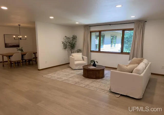 Photo 3 of Single family home for sale at 120 Northview Dr, Iron Mountain, MI 49801 | MLS# 50220729 | Listing updated on 2026-09-03