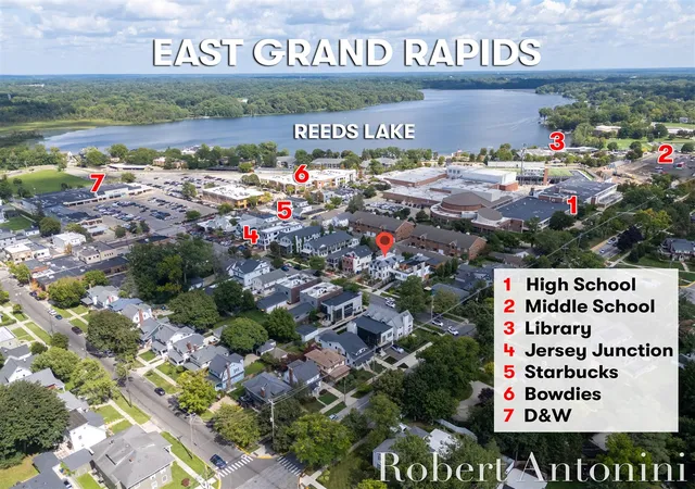 Photo 1 of Single family home for sale at 720 Croswell Ave, Grand Rapids, MI 49506 | MLS# 70559603 | Listing updated on 2026-09-25