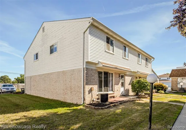 Photo 4 of Condo for sale at 37531 N Colonial Dr, Westland, MI 48185 7598 | MLS# 61024836 | Listing updated on 2026-09-03