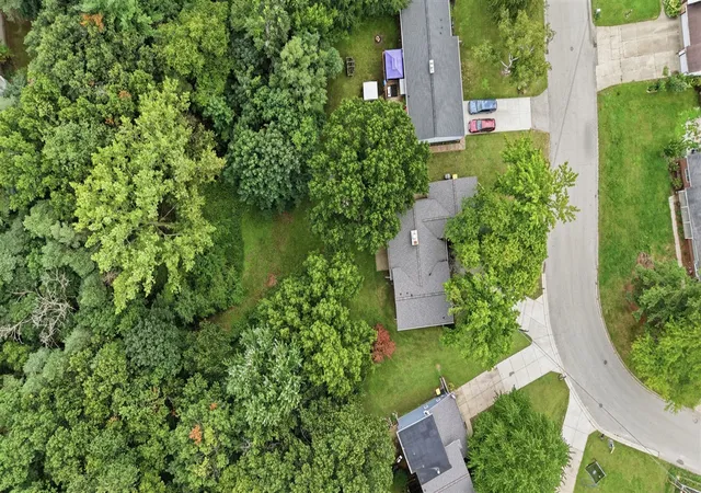 Photo 4 of Sale Pending at 2443 Saratoga Dr, Grand Rapids, MI 49525 | MLS# 70557707 | Listing updated on 2026-09-11
