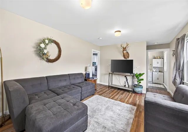Photo 3 of Single family home for sale at 625 W Bridge St, Big Rapids, MI 49307 | MLS# 70554997 | Listing updated on 2026-09-09
