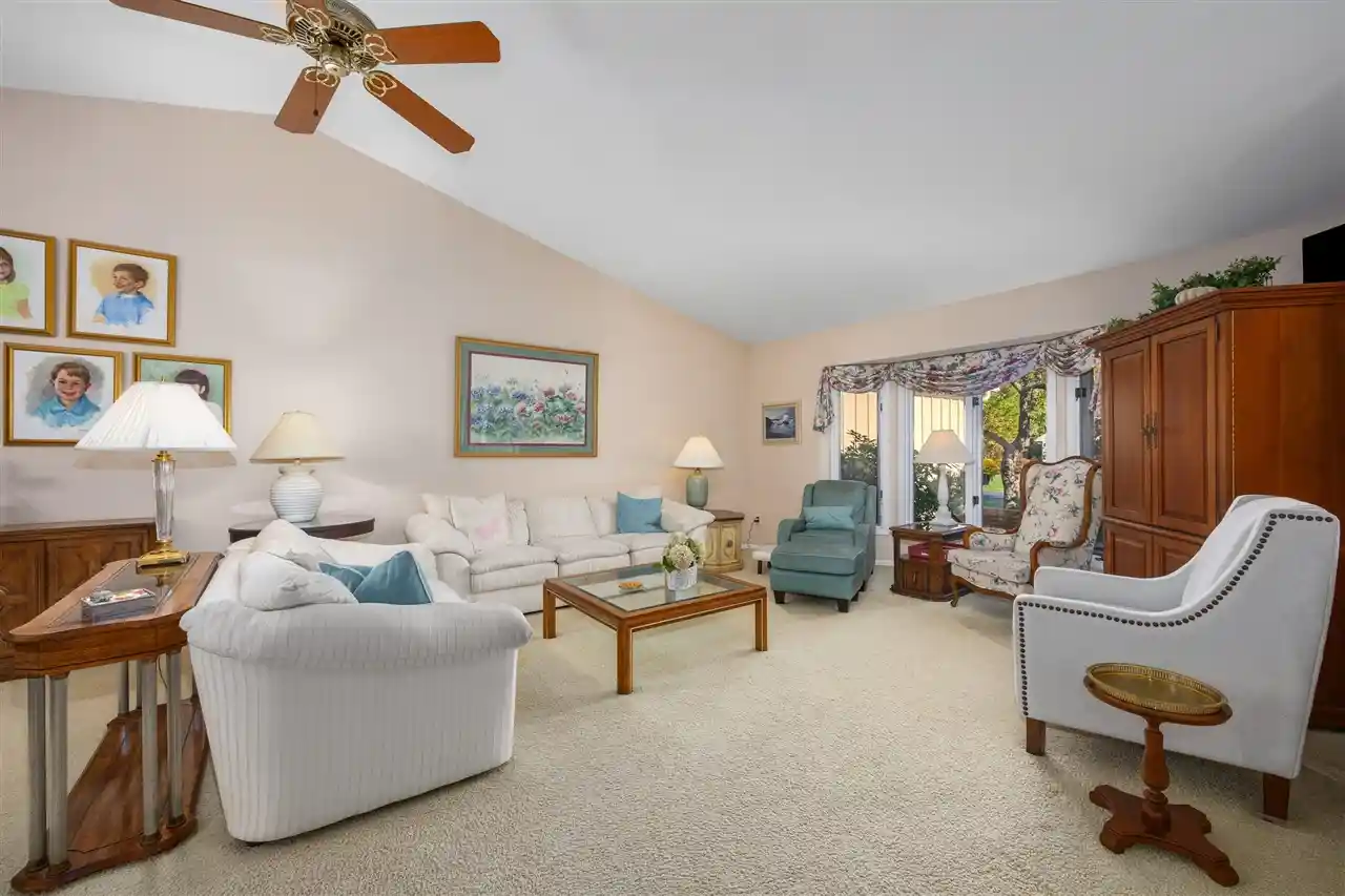 Listing Photo 2 - Condo for sale in 5126 S Quail Crest Dr located at 5126 S Quail Crest Dr, Grand Rapids, MI 49546 - Unit 5126 S Quail Crst Dr