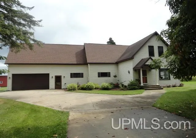 Photo 1 of Single family home for sale at 3638 M 67 Hwy, Chatham, MI 49816 | MLS# 50220645 | Listing updated on 2026-09-16