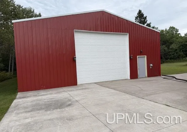 Photo 4 of Single family home for sale at 3638 M 67 Hwy, Chatham, MI 49816 | MLS# 50220645 | Listing updated on 2026-09-16