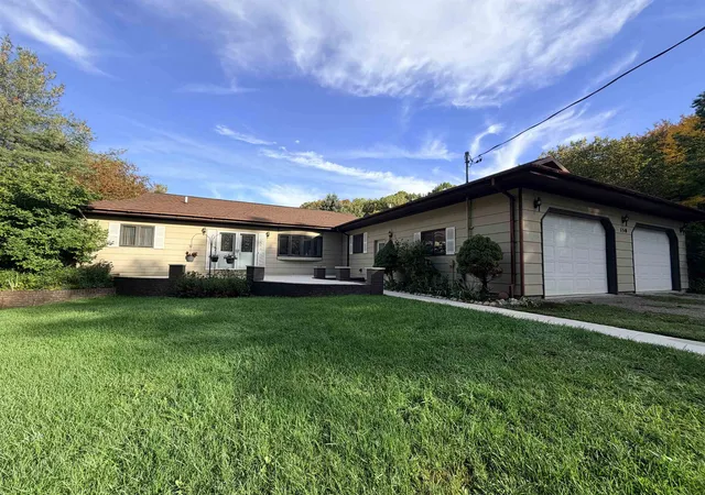 Photo 1 of Single family home for sale at 150 W Maple Grv Rd, Farwell, MI 48622 | MLS# 50223690 | Listing updated on 2026-10-06