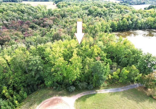 Photo 3 of Sale Pending at 1140 W Waters Edge Dr, Scottville, MI 49454 | MLS# 70558881 | Listing updated on 2026-09-26