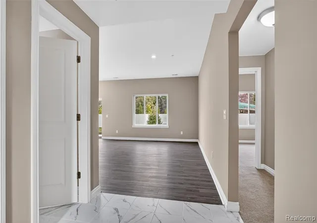 Listing Photo 5 - Condo for sale in building located at 16535 Savor Ln, Clinton Township, MI 48035 - Unit #27