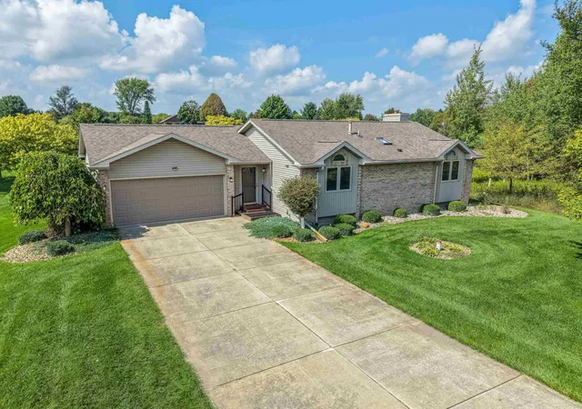 Single Family Residence at 1520 Dormie Dr, Gladwin, MI 48624 | MLS# 50220654 | | Sold on 2026-09-17