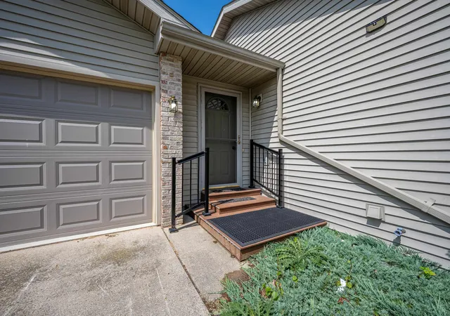 Photo 4 of Single Family Residence at 1520 Dormie Dr, Gladwin, MI 48624 | MLS# 50220654 | | Sold on 2026-09-17