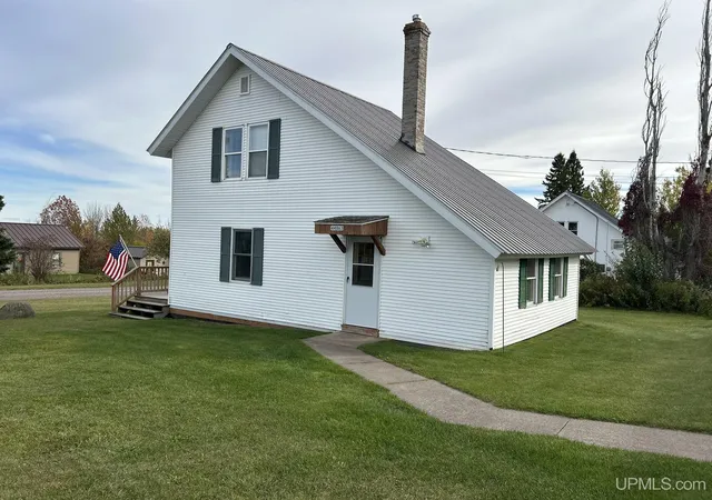 Photo 2 of Single family home for sale at 44863 14th Avenue, Atlantic Mine, MI 49905 | MLS# 50224599 | Listing updated on 2026-10-12