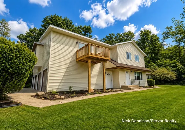 Photo 2 of Sale Pending at 21163 Capital Ave, Battle Creek, MI 49017 | MLS# 70556071 | Listing updated on 2026-09-18