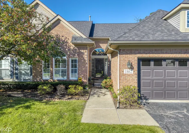 Photo 2 of Sale Pending at 1862 Treyborne Cir, Walled Lake, MI 48390 | MLS# 50223283 | Listing updated on 2026-10-19