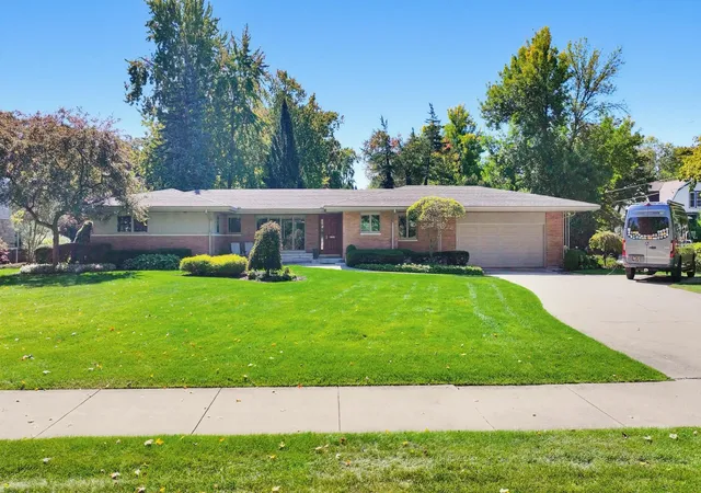 Photo 1 of Single family home for sale at 2200 Groveland Rd, Bay City, MI 48708 | MLS# 50223528 | Listing updated on 2026-10-01