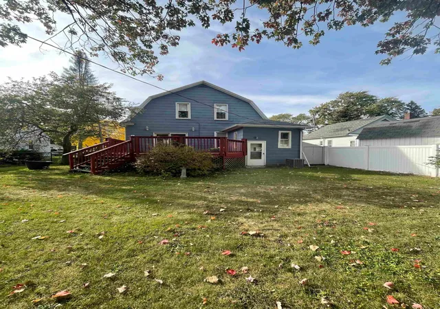 Photo 3 of Single family home for sale at 708 N Chilson St, Bay City, MI 48706 | MLS# 50224596 | Listing updated on 2026-10-19