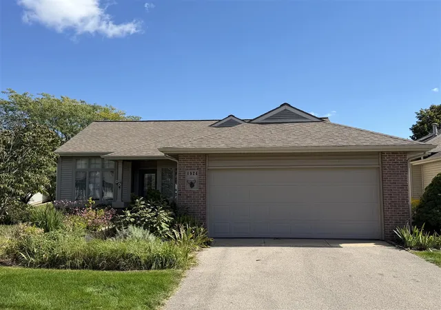 Photo 1 of Condo for sale at 1924 Hidden Oak Ct, Grand Rapids, MI 49546 | MLS# 70561372 | Listing updated on 2026-10-30