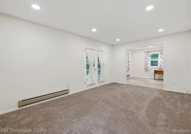 Photo 3 of Single family home for sale at 7125 Ridgewood Rd, Clarkston, MI 48346 | MLS# 61029424 | Listing updated on 2026-09-12