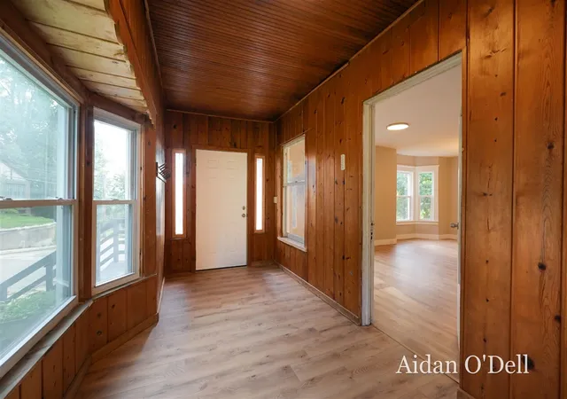 Photo 3 of Sale Pending at 1332 Bridge St, Grand Rapids, MI 49504 | MLS# 70556296 | Listing updated on 2026-09-14