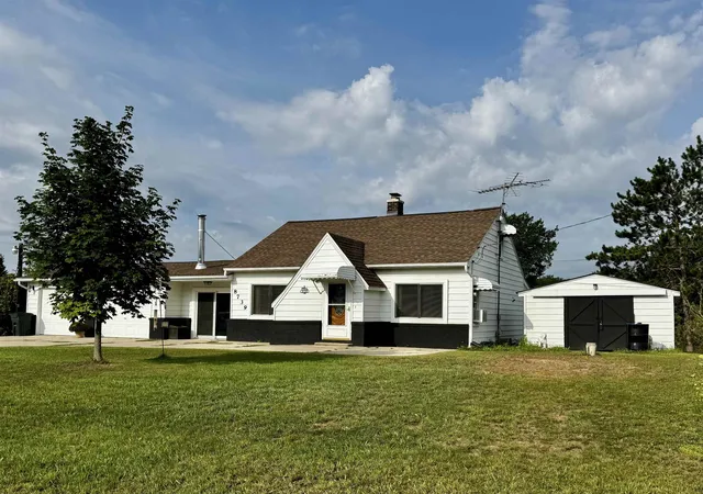 Photo 1 of Single family home for sale at 8739 N Clare Ave, Harrison, MI 48625 | MLS# 50220762 | Listing updated on 2026-09-03