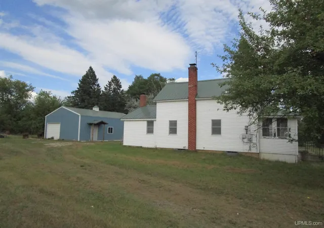 Photo 2 of Single family home for sale at 5766 W Co Rd 388, Hermansville, MI 49847 | MLS# 50220686 | Listing updated on 2026-09-14
