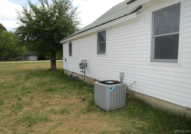 Photo 3 of Single family home for sale at 5766 W Co Rd 388, Hermansville, MI 49847 | MLS# 50220686 | Listing updated on 2026-09-14