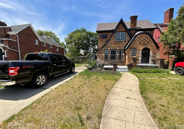 Photo 1 of Single family home for sale at 17165 Wisconsin St, Detroit, MI 48221 2576 | MLS# 61003020 | Listing updated on 2026-09-25