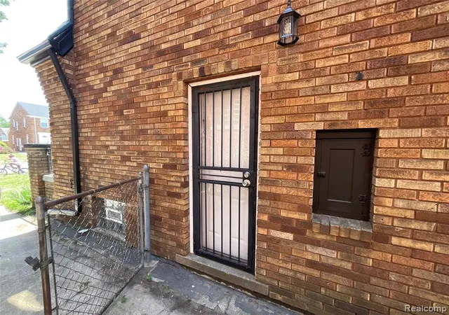 Photo 2 of Single family home for sale at 17165 Wisconsin St, Detroit, MI 48221 2576 | MLS# 61003020 | Listing updated on 2026-09-25