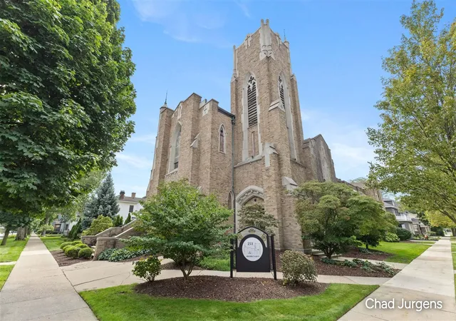 Photo 1 of Condo for sale at 253 Prospect Ave #103, Grand Rapids, MI 49503 | MLS# 70556209 | Listing updated on 2026-09-10