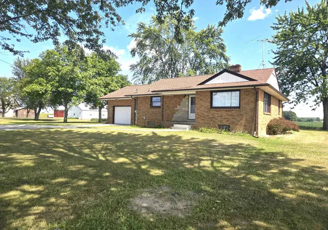 Photo 3 of Sale Pending at 6853 Frankenlust Rd, Bay City, MI 48706 | MLS# 50220898 | Listing updated on 2026-09-11
