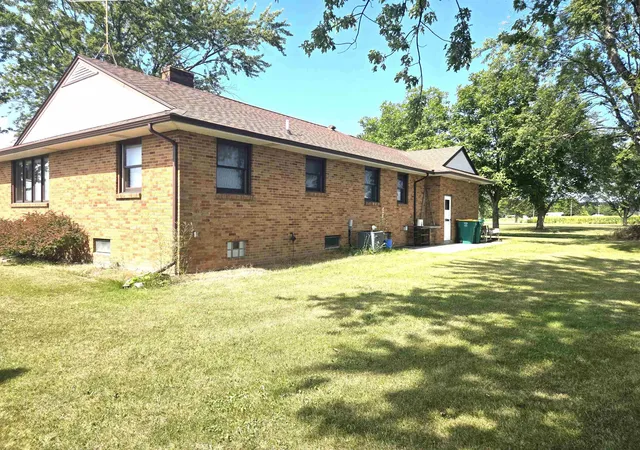 Photo 3 of Sale Pending at 6853 Frankenlust Rd, Bay City, MI 48706 | MLS# 50220898 | Listing updated on 2026-09-11