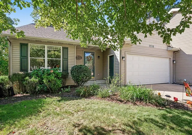 Photo 3 of Condo for sale at 1538 Beechtree Cmns #13, Grand Haven, MI 49417 | MLS# 70561883 | Listing updated on 2026-10-02