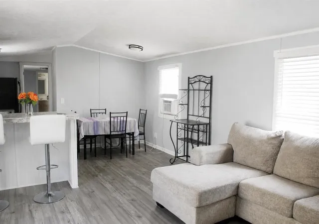 Photo 4 of Single family home for sale at 27 Inca Dr, Grand Rapids, MI 49548 | MLS# 70539369 | Listing updated on 2026-09-14
