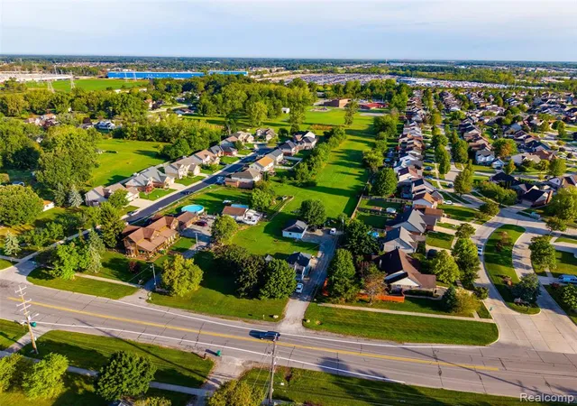 Photo 2 of Land for sale at 0 Vreeland Rd, Trenton, MI 48183 | MLS# 61028916 | Listing updated on 2026-09-10